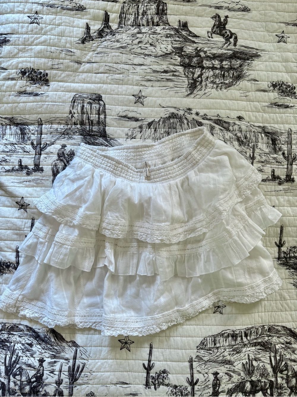 Spell & the Gypsy Collective white cotton skirt. Like new.